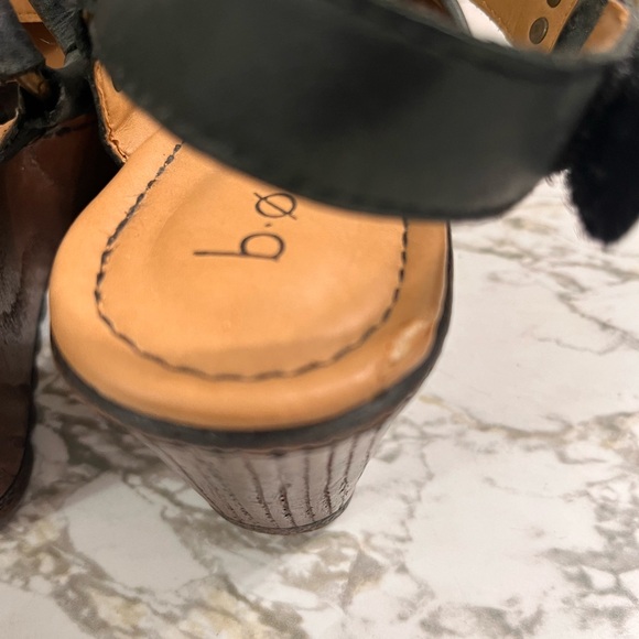 b.o.c. Rina Platform Wedge Clogs - Picture 5 of 12